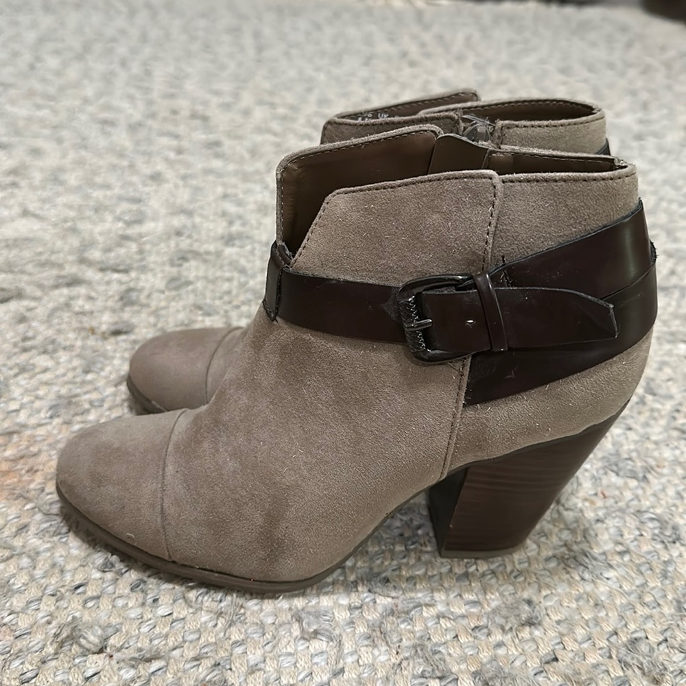 Carlos Santana faux buckle heeled booties